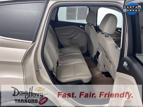 Used 2017 Ford Escape SE image 38