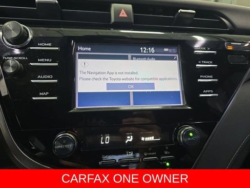 Used 2019 Toyota Camry SE w/ Convenience Package FWD image 23