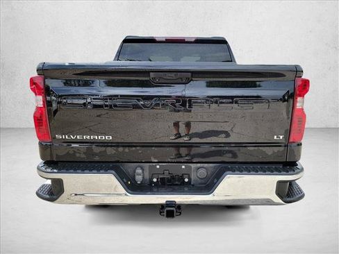 Used 2022 Chevrolet Silverado 1500 LT RWD image 6