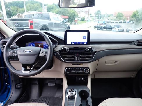 Used 2020 Ford Escape Titanium AWD/4WD image 20