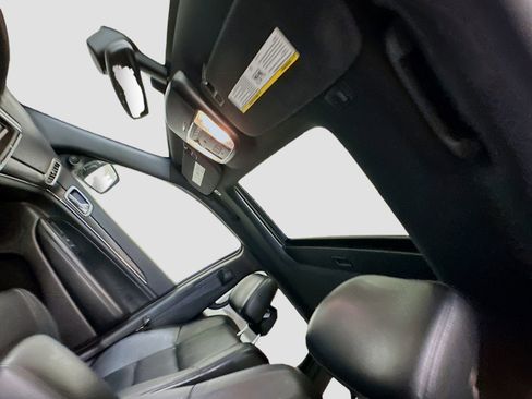 Used 2018 Jeep Grand Cherokee Limited image 27