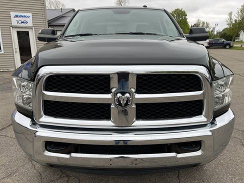 Used 2018 RAM 2500 Tradesman w/ Chrome Appearance Group AWD/4WD image 3