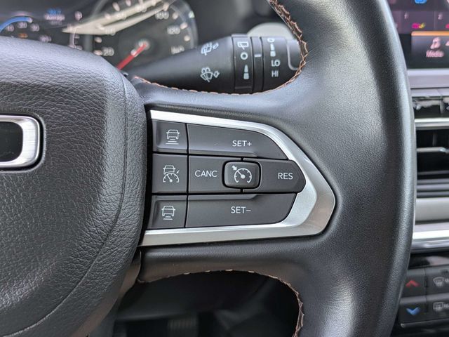 Used 2022 Jeep Compass Limited AWD/4WD image 25