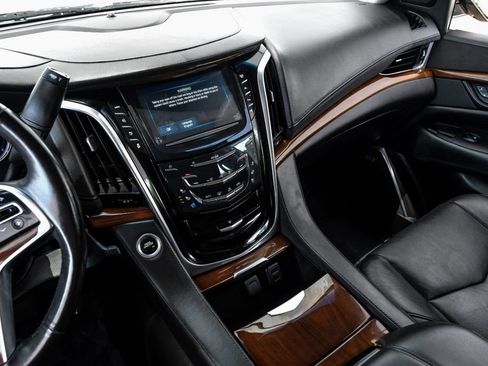 Used 2019 Cadillac Escalade Premium Luxury w/ LPO, Radiant Package RWD image 23
