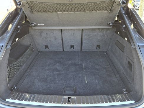 Used 2020 Porsche Cayenne Base image 14