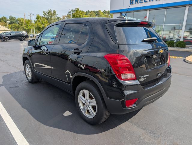Used 2021 Chevrolet Trax LS w/ Tint and Cruise Package AWD/4WD image 3