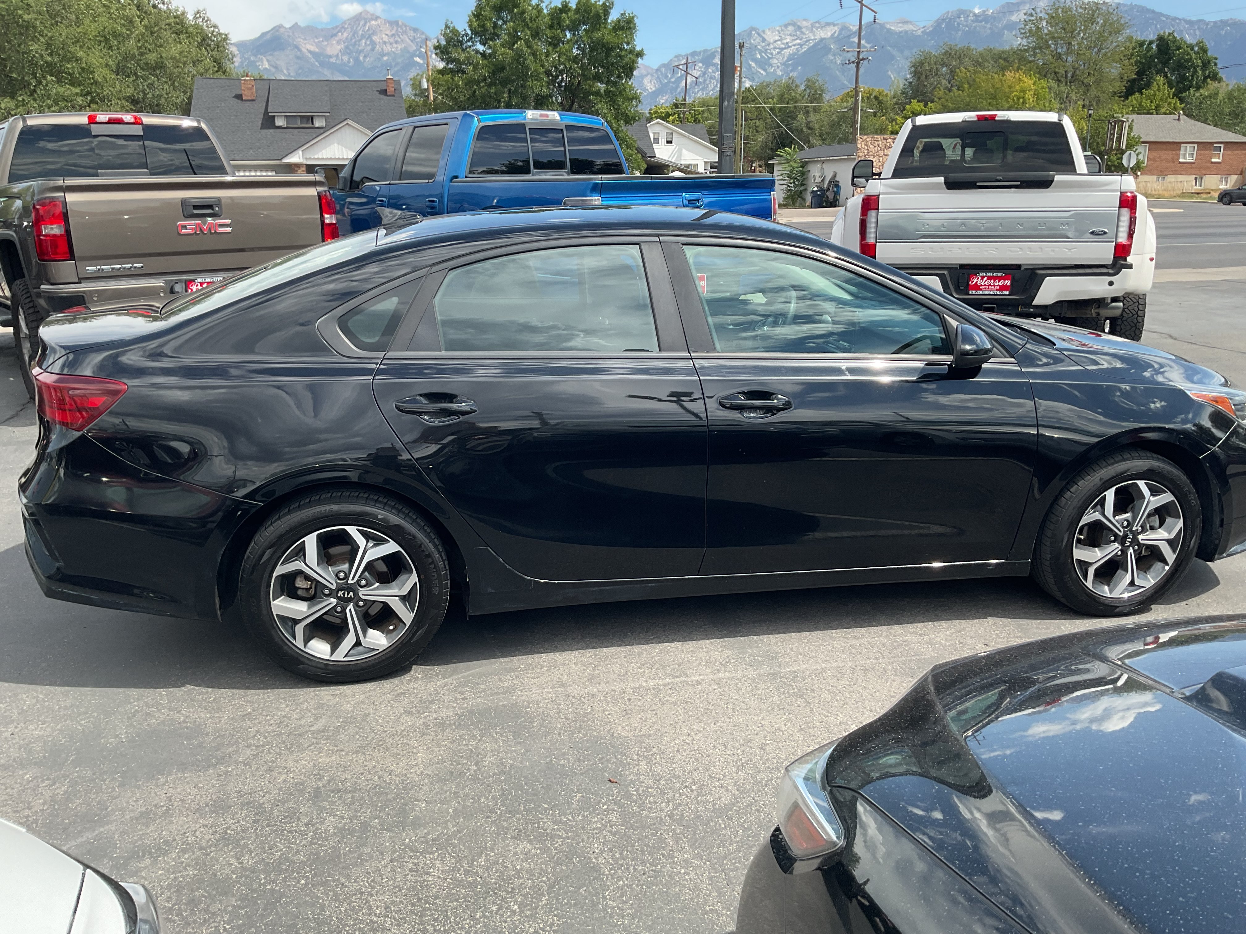 Used 2020 Kia Forte LXS FWD image 5