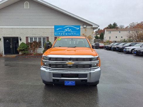 Used 2018 Chevrolet Silverado 2500 W/T RWD image 3
