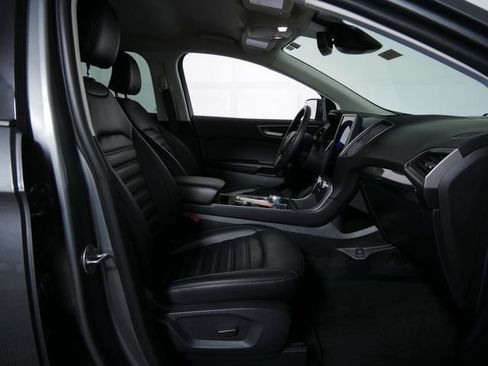 Certified 2024 Ford Edge SEL w/ Convenience Package AWD/4WD image 8