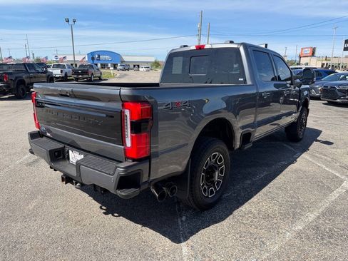 Used 2025 Ford F250 Platinum AWD/4WD image 5