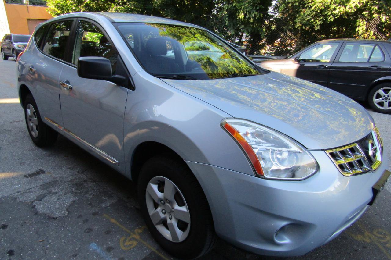 Used 2013 Nissan Rogue S AWD/4WD image 22