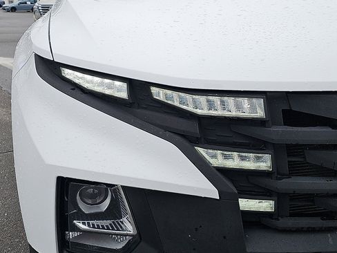 Used 2022 Hyundai Santa Cruz SEL image 9