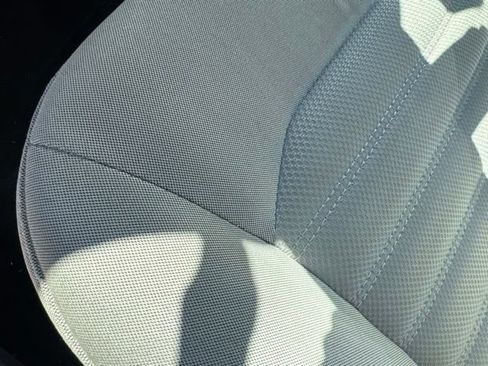 Used 2018 Ford Fusion SE FWD image 7