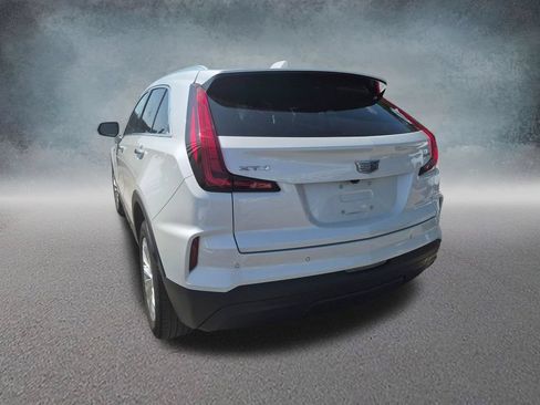 Certified 2024 Cadillac XT4 Luxury FWD image 6