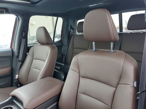 Certified 2025 Honda Ridgeline RTL image 9