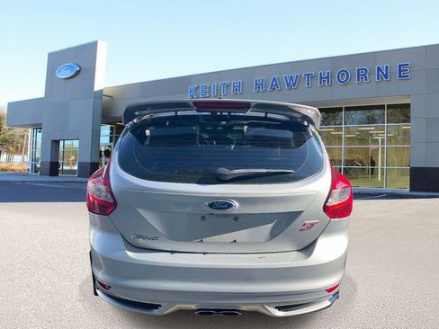 Used 2013 Ford Focus ST FWD image 6