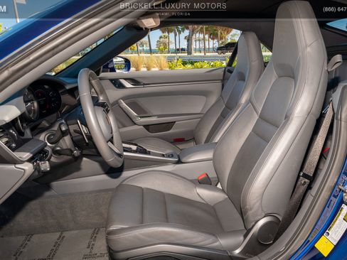 Used 2020 Porsche 911 Carrera S image 8