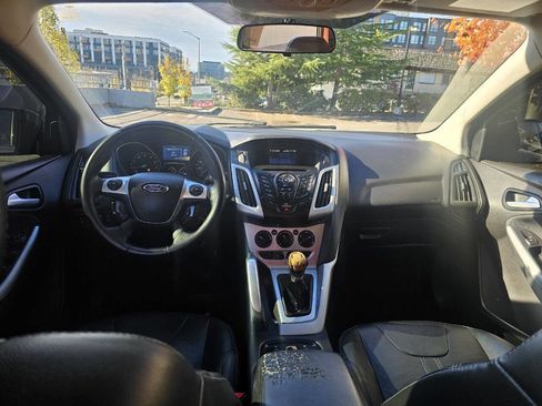 Used 2013 Ford Focus SE image 10