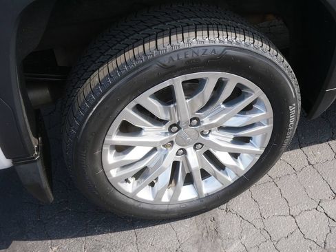 Used 2019 GMC Sierra 1500 Denali w/ Denali Ultimate Package AWD/4WD image 8