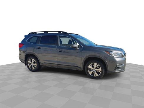 Used 2019 Subaru Ascent Premium w/ Popular Package #4 image 2