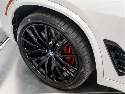 Used 2025 BMW X5 M60i w/ Executive Package image 14