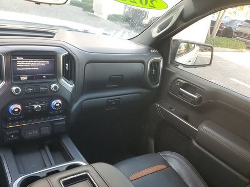 Used 2020 GMC Sierra 1500 AT4 w/ AT4 Premium Package AWD/4WD image 15
