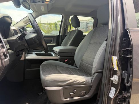 Used 2017 RAM 1500 Big Horn AWD/4WD image 9
