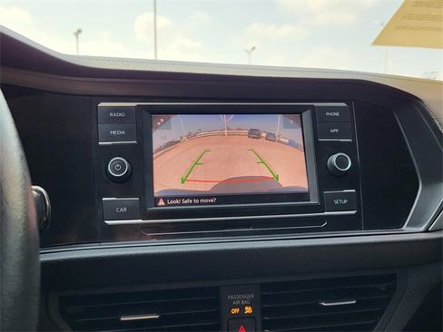 Used 2019 Volkswagen Jetta S w/ Driver Assistance Package image 9