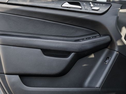 Used 2018 Mercedes-Benz GLE 350 4MATIC image 22