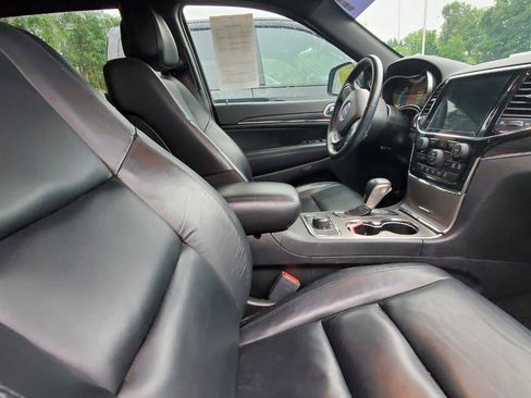 Used 2021 Jeep Grand Cherokee Limited AWD/4WD image 4