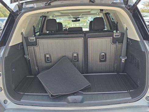 New 2026 Nissan Pathfinder Platinum w/ Cargo Package image 10