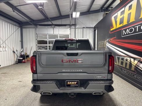 Used 2025 GMC Sierra 1500 AT4 w/ AT4 Premium Package image 14