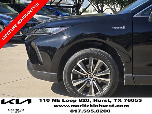 Used 2021 Toyota Venza LE image 14