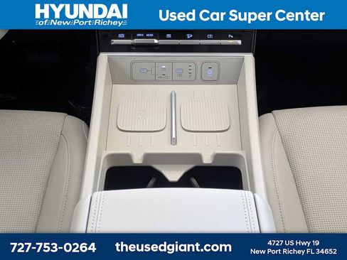Used 2024 Hyundai Santa Fe Limited AWD/4WD image 25