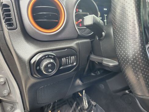 Used 2022 Jeep Gladiator Mojave w/ LED Lighting Group AWD/4WD image 14
