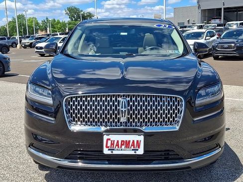 Used 2023 Lincoln Nautilus Reserve AWD/4WD image 2
