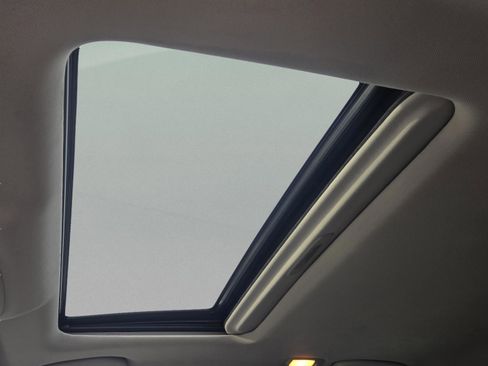 Used 2018 INFINITI Q50 Luxe w/ Sensory Package (Luxe) image 35