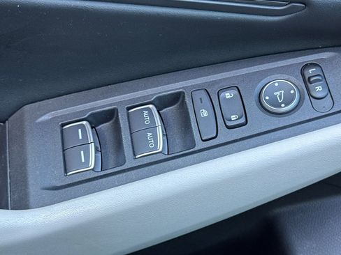 Certified 2024 Honda Accord EX-L image 11