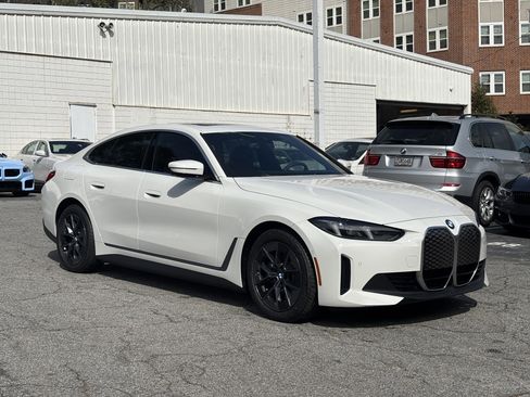 Used 2026 BMW i4 eDrive40 w/ Premium Package image 5