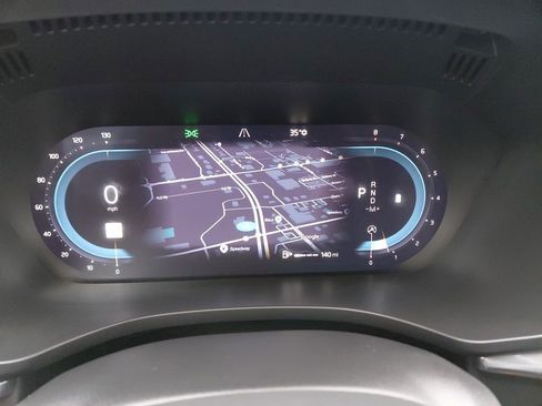 Used 2022 Volvo XC60 B5 Inscription w/ Advanced Package image 38