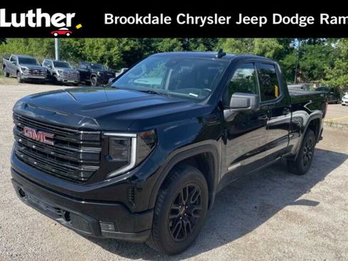 Used 2024 GMC Sierra 1500 Elevation AWD/4WD image 1