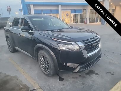Used 2022 Nissan Pathfinder S