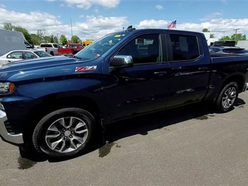 Used 2020 Chevrolet Silverado 1500 LT w/ All-Star Edition image 4