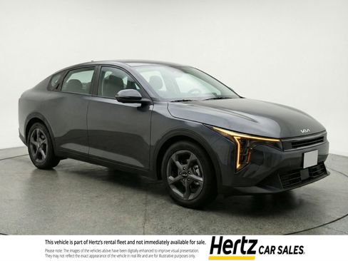 Used 2025 Kia K4 FWD image 1