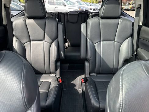 Used 2020 Subaru Ascent Limited w/ Technology Package AWD/4WD image 27
