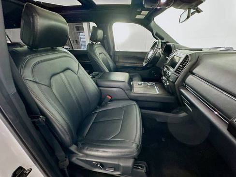 Used 2020 Ford Expedition Max Limited image 33