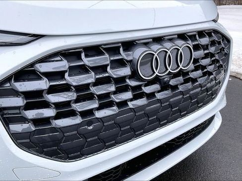 Certified 2025 Audi Q5 Premium Plus w/ Premium Plus image 30