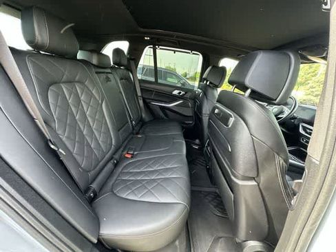Used 2024 BMW X5 M60i AWD/4WD image 23
