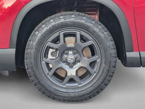 New 2025 Honda Pilot TrailSport image 10