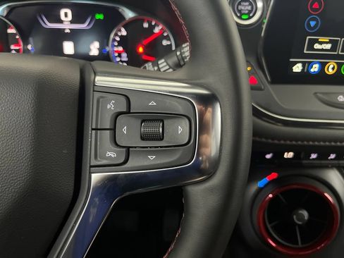 Used 2025 Chevrolet Blazer RS FWD image 63